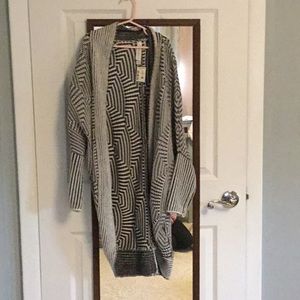 American Eagle cocoon slouch sweater